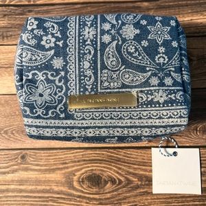 Tartan + Twine cosmetic bag. ✨BRAND NEW✨